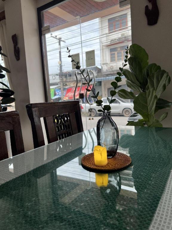 Ritzy House Hotel Chumphon Esterno foto